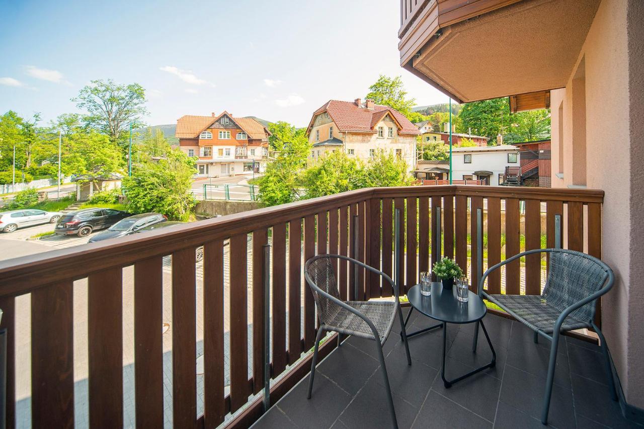 Apartamenty Sun Seasons 24 - Nad Lomnica 14 Centrum Karpacz Extérieur photo